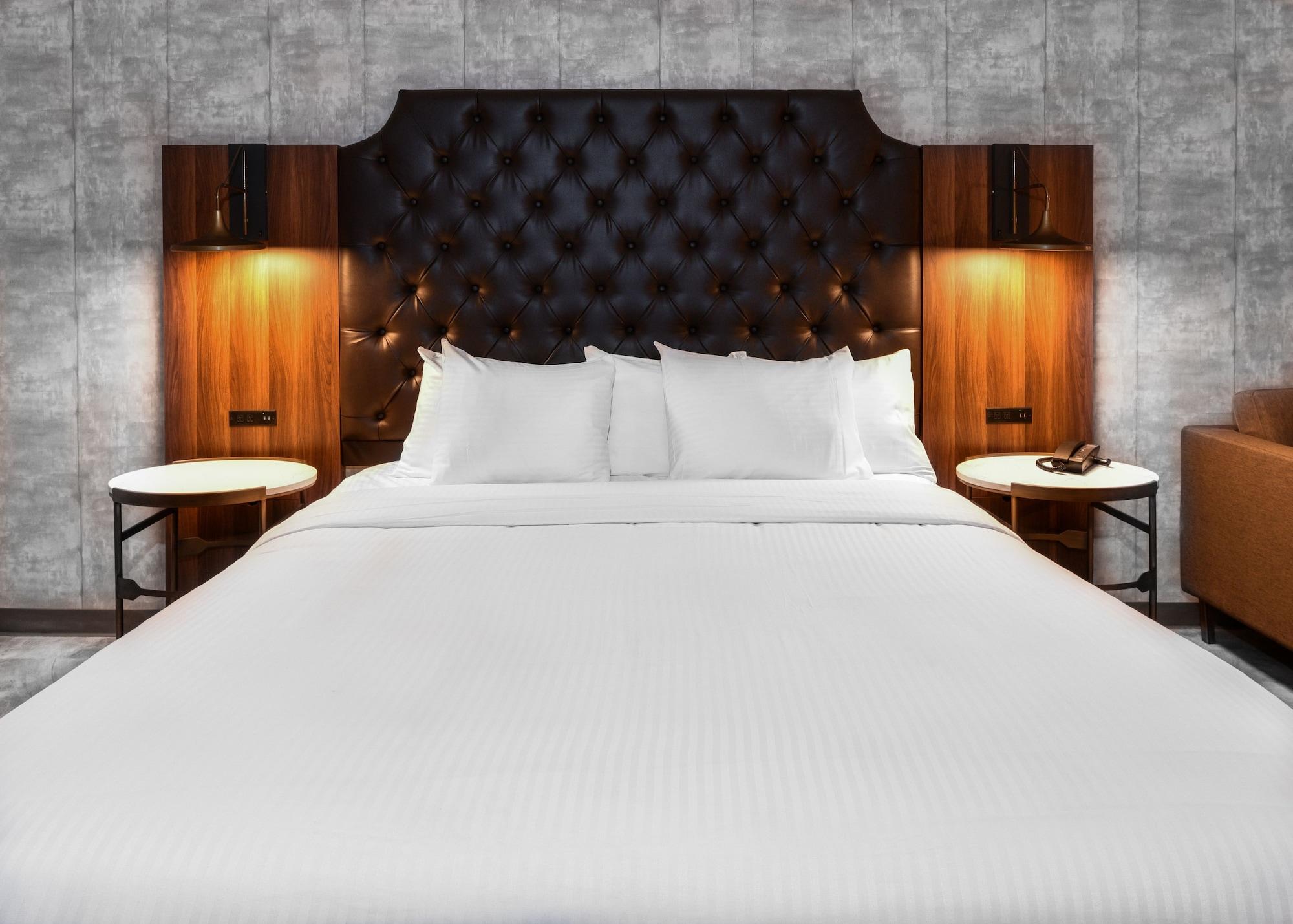 Hollywood Inn Suites Hotel West Athens Экстерьер фото