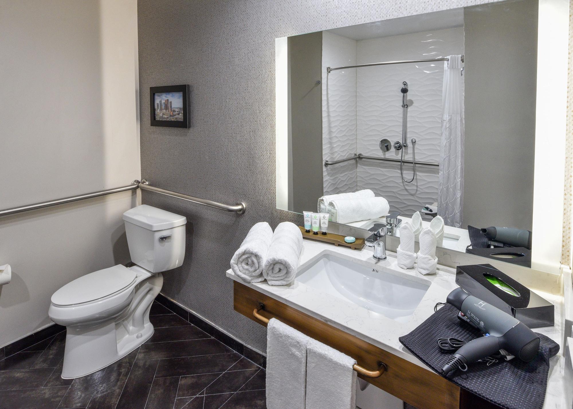 Hollywood Inn Suites Hotel West Athens Экстерьер фото